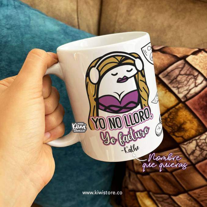 Mug Yo no lloro, yo facturo